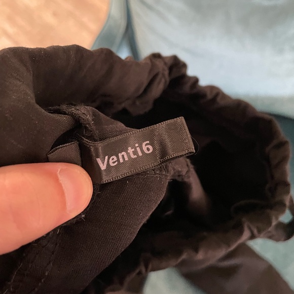 ✨ Venti6 Black Pants with Gemstone Detail - Size Medium ✨ - Picture 5 of 6